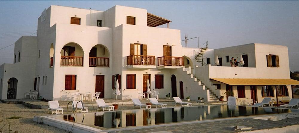 Romanzza Studios Kastrákion 外观 照片